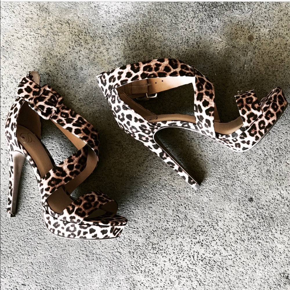 Bad Ass Delicious Leopard Faux Suede 4.75β Heel - Picture 3 of 4
